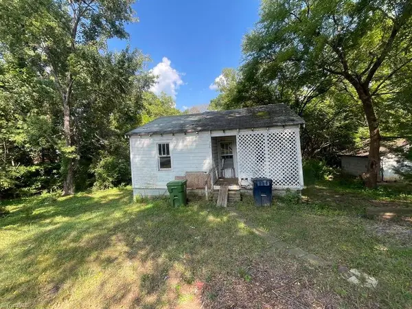 306 Moore Drive, Lexington, NC 27292