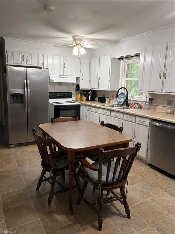 226 Hill Drive, Lexington, NC 27295 - #2