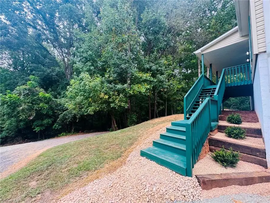 989 Arvin Hill Lane, Lexington, NC 27295 - #2