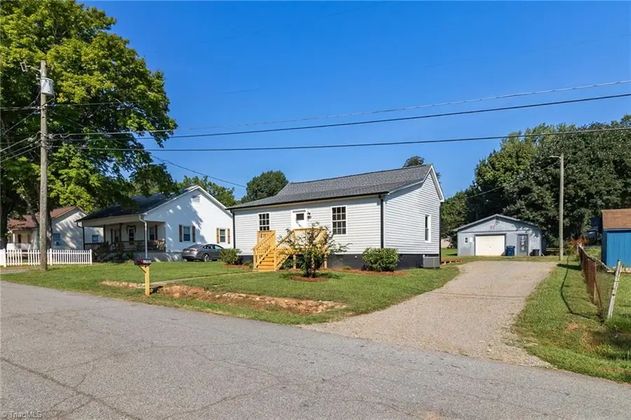 1702 Walford Street, Lexington, NC 27292 - #2