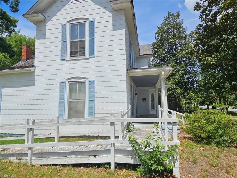 223 Lawsonville Avenue, Reidsville, NC 27320 - #2