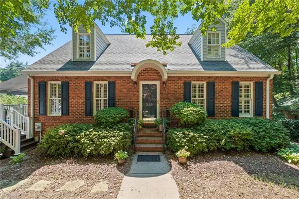 518 Tanners Park Court, Winston-Salem, NC 27101