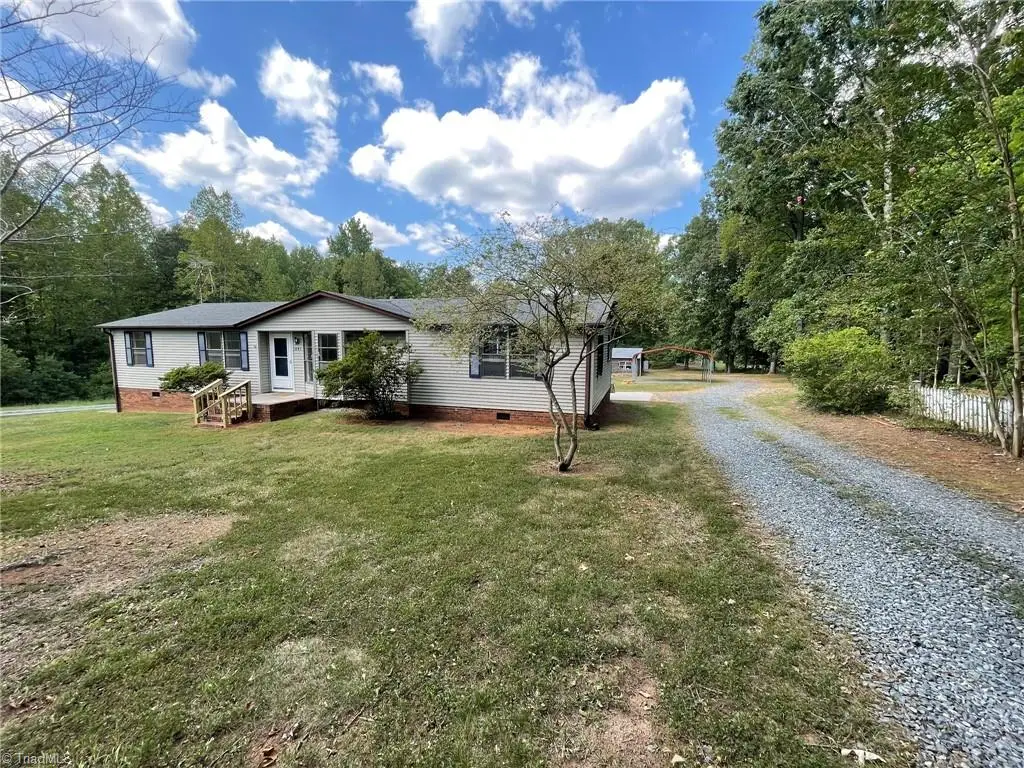 1041 Brooks Road, Reidsville, NC 27320 - #1