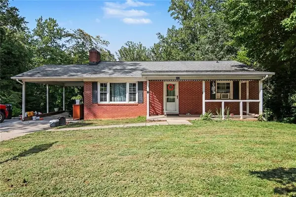 317 Lucinda Lane, Kernersville, NC 27284
