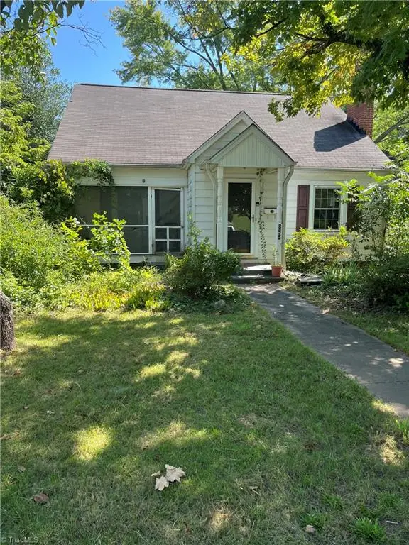 855 Madison Avenue, Winston-Salem, NC 27103