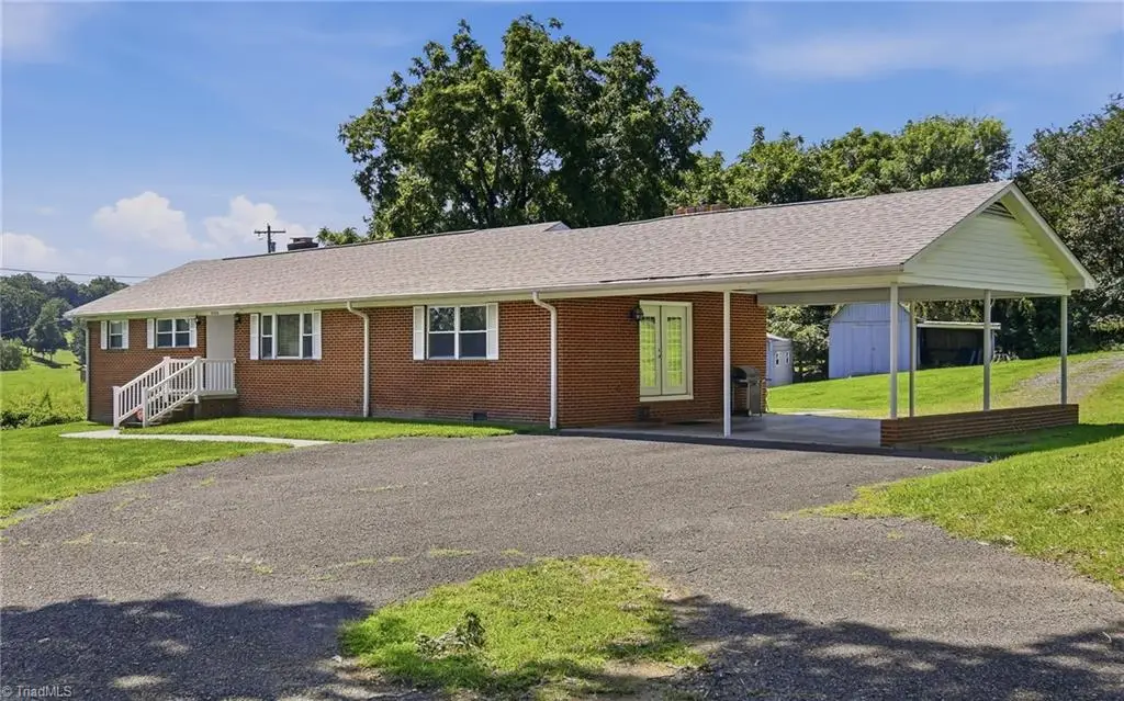 3438 E Pine Street, Mount Airy, NC 27030 - #1