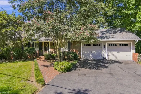 4207 Mashie Drive, Pfafftown, NC 27040