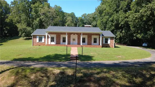 143 James Street, Elkin, NC 28621
