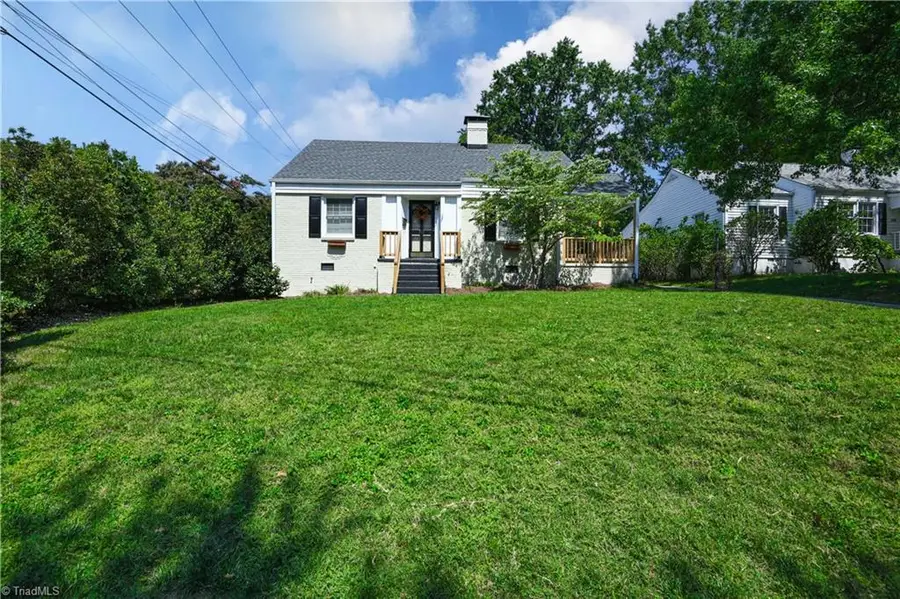 212 W Newlyn Street, Greensboro, NC 27408 - #2