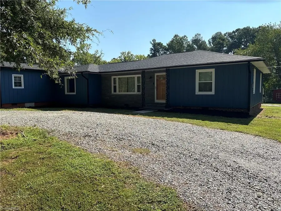 105 Old Nc Highway 109, Lexington, NC 27292 - #2