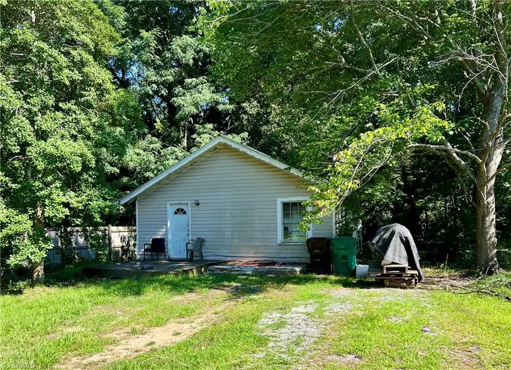 207 Crestwood Circle, High Point, NC 27260 - #1