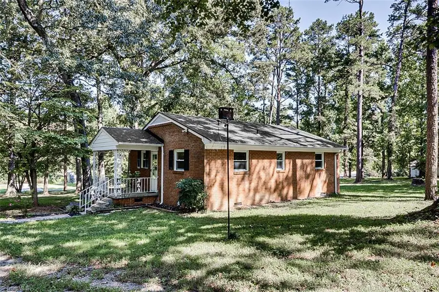 3120 Nc Highway 62 E, Liberty, NC 27298 - #2