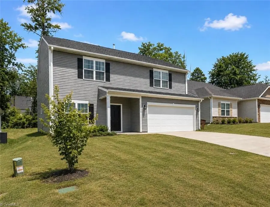 828 Sagemount Street, Jamestown, NC 27282 - #2