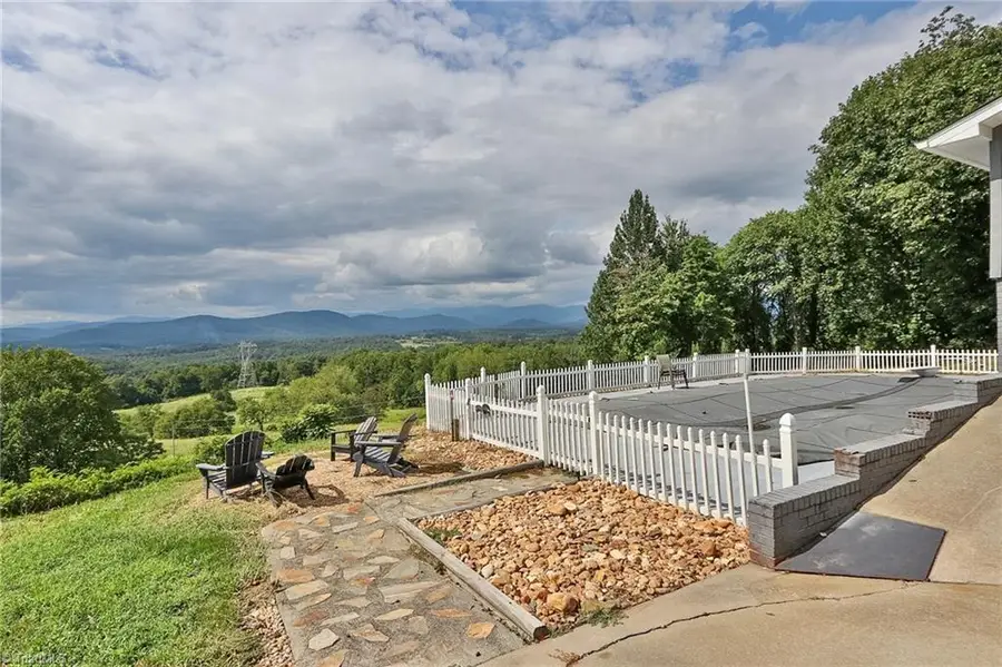 3459 Billings Hill Church Road, Traphill, NC 28685 - #2