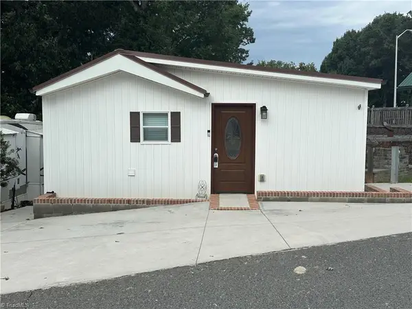 106 Deerfield Drive, New London, NC 28127