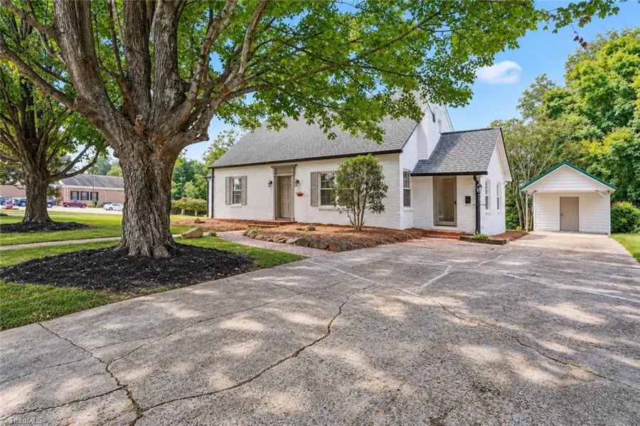 433 N Main Street, Mocksville, NC 27028 - #2