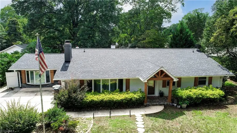 3917 W Friendly Avenue, Greensboro, NC 27410 - #2
