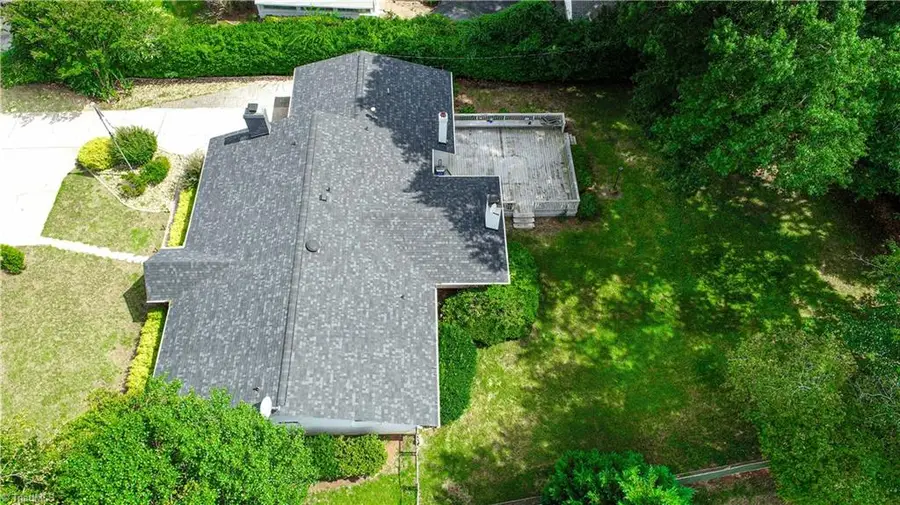 3917 W Friendly Avenue, Greensboro, NC 27410 - #3