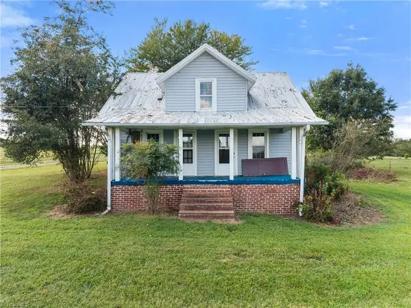 1151 Mountain View Church Road, Hamptonville, NC 27020