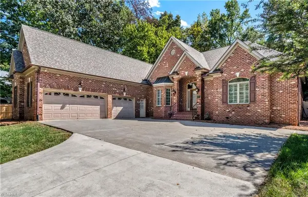 5204 Cedarwood Creek Drive, Winston-Salem, NC 27104