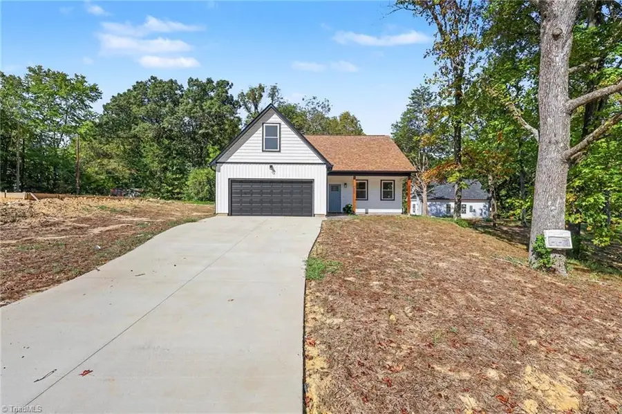 176 Old Fisher Ferry Road, Thomasville, NC 27360 - #3