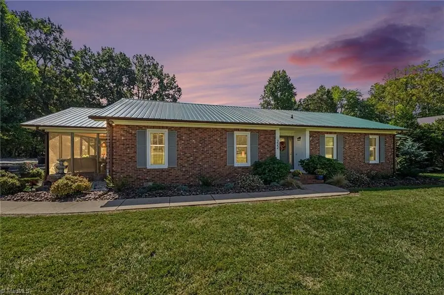 222 Devonway Street, Eden, NC 27288 - #2