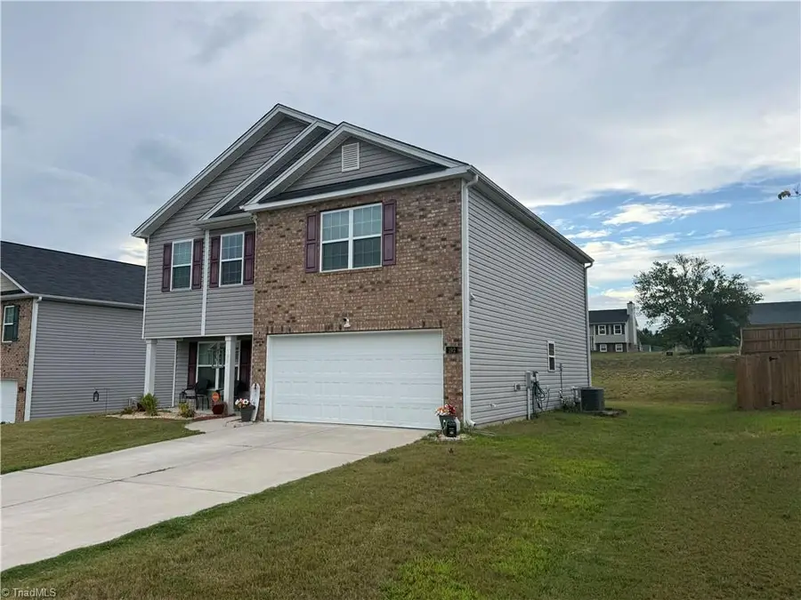 192 Sparrow Lane #7, Lexington, NC 27295 - #2