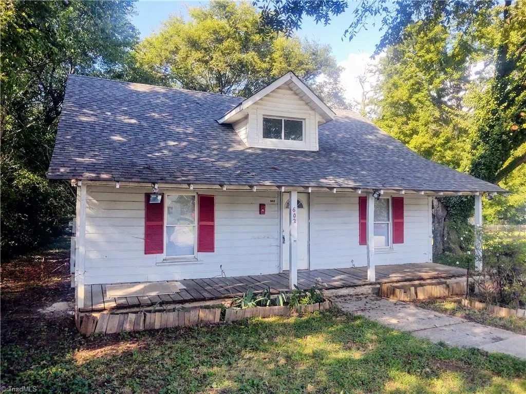 602 Raeford Avenue, Lexington, NC 27292 - #1