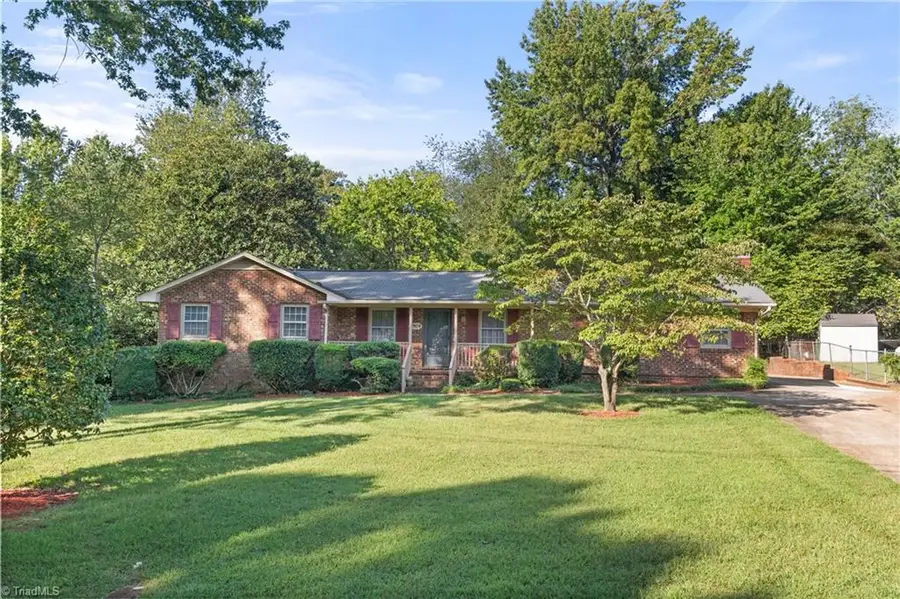 2909 Marlborough Road, Burlington, NC 27215 - #2