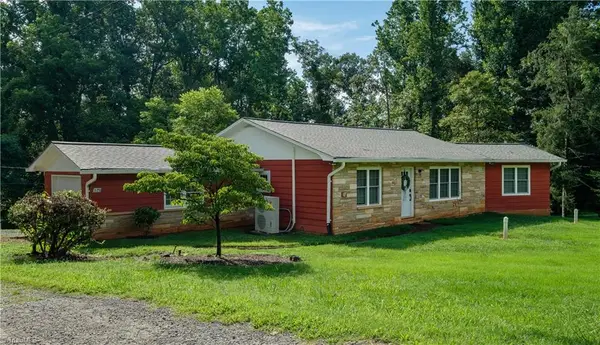 629 Oakland Drive, Elkin, NC 28621