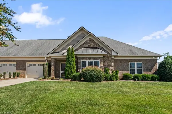 4318 Rockledge Lane, Thomasville, NC 27360