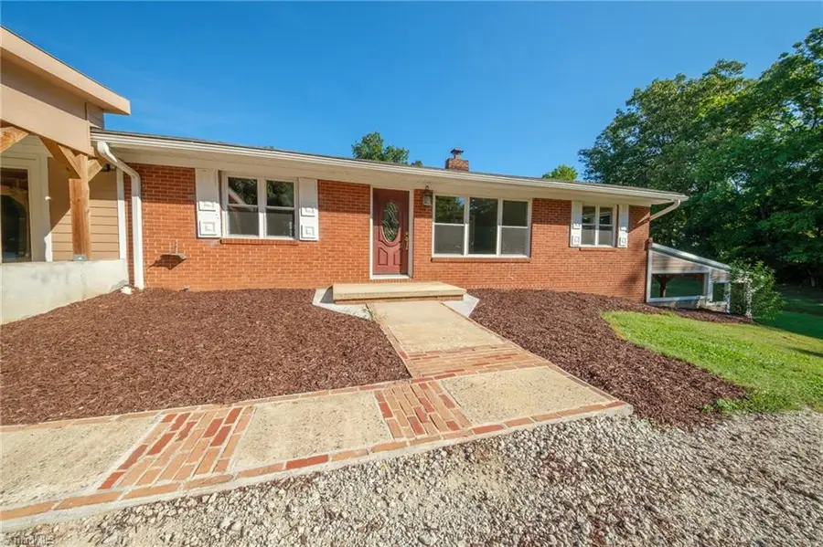 624 Gilbreath Street, Graham, NC 27253 - #2