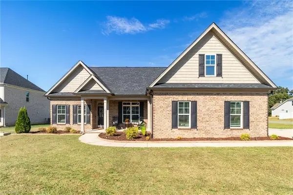 252 Rosewood Drive, Winston-Salem, NC 27127