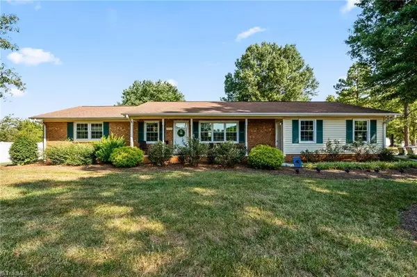 1429 Oak Ridge Road, Kernersville, NC 27284