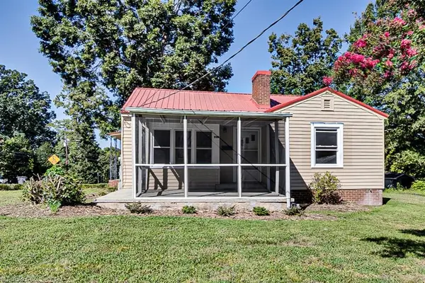 950 Cliff Road, Asheboro, NC 27203