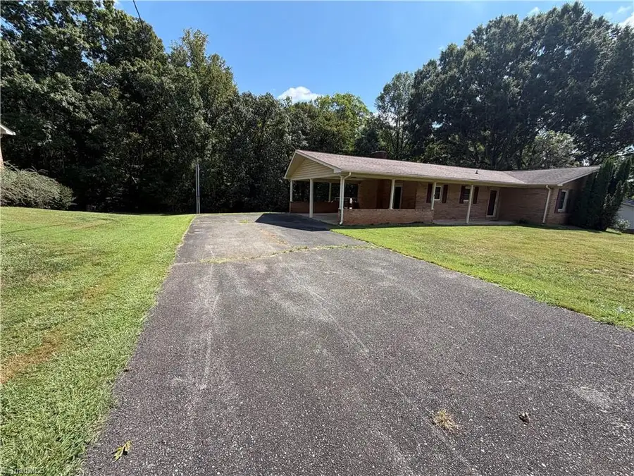 291 Michael Drive, Dobson, NC 27017 - #3