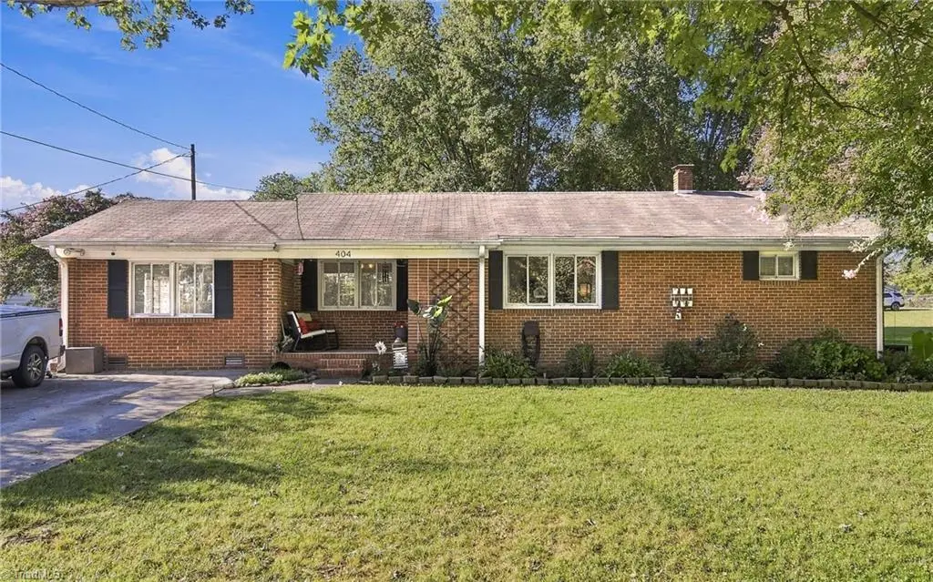 404 Poplar Circle, Yadkinville, NC 27055 - #1