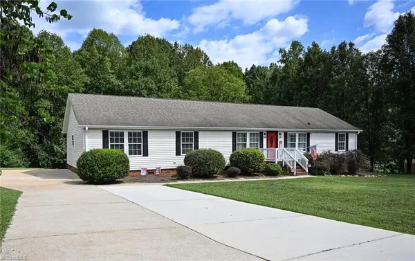 5017 Natalie Temple Lane, Winston-Salem, NC 27105