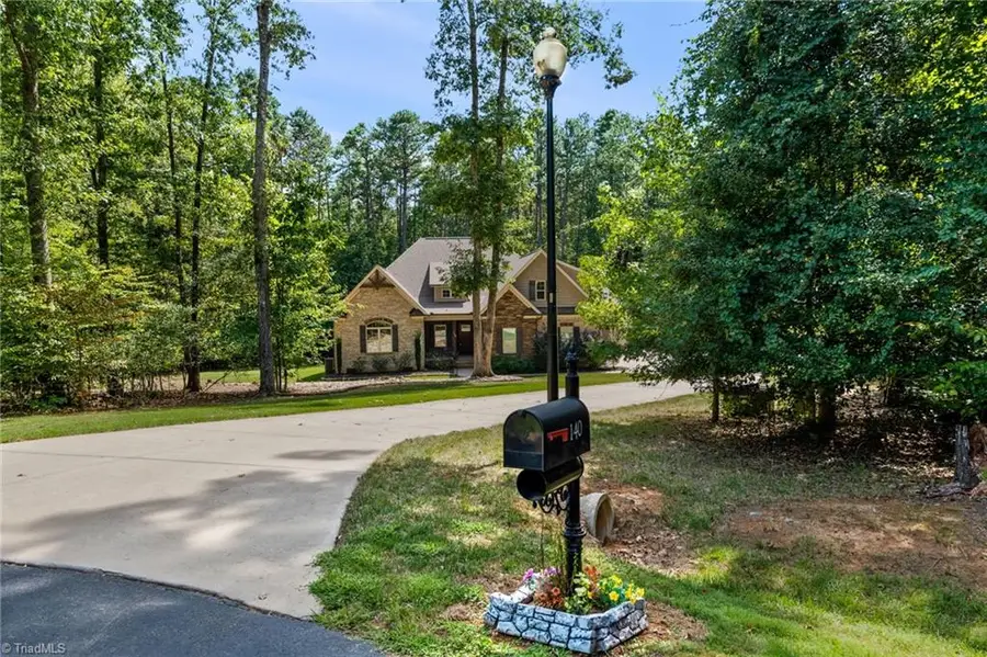 140 Admirals Court, Lexington, NC 27292 - #3