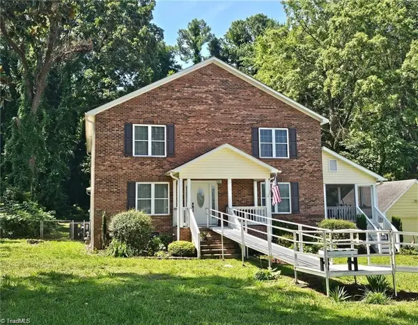 711 Sunrise Avenue, Thomasville, NC 27360