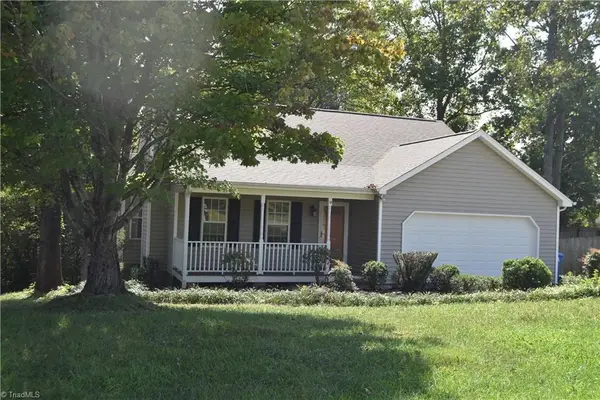 3704 Signet Drive, Winston-Salem, NC 27101