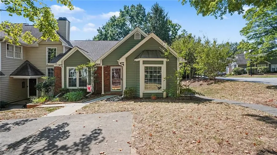 2800 Shadowbrook Lane, Winston Salem, NC 27103 - #2