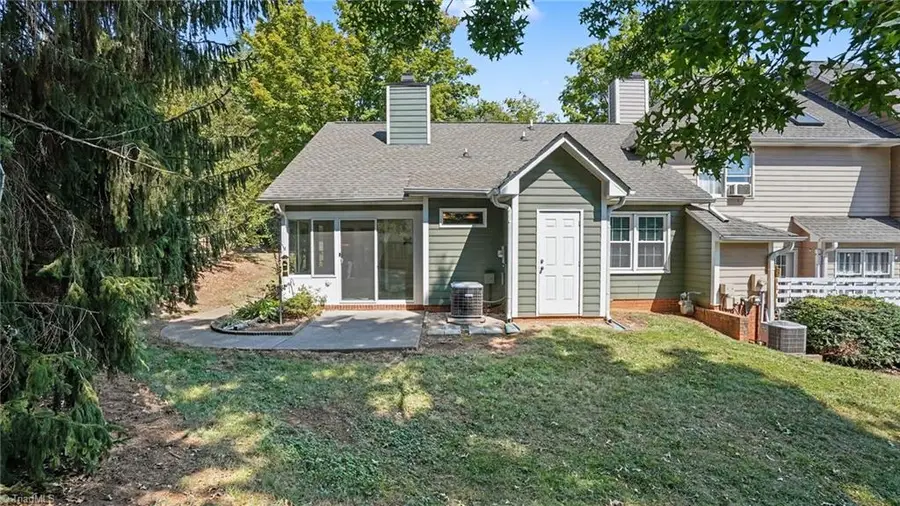 2800 Shadowbrook Lane, Winston Salem, NC 27103 - #3