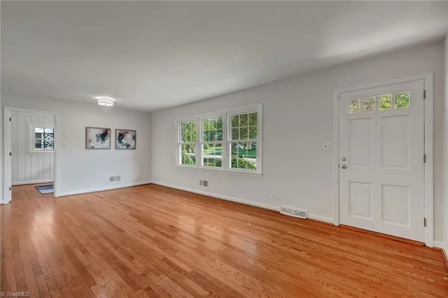 3401 Kenmore Street, Greensboro, NC 27408 - #3