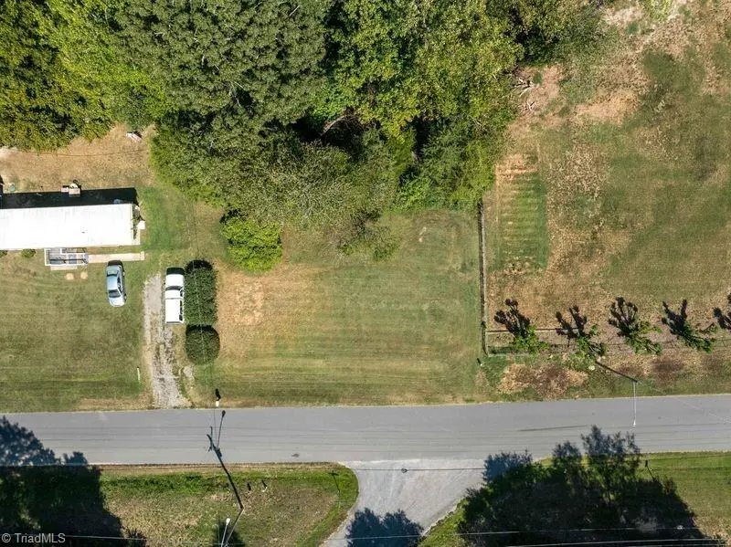 3521 Piedmont Memorial Drive, Winston Salem, NC 27107 - #3