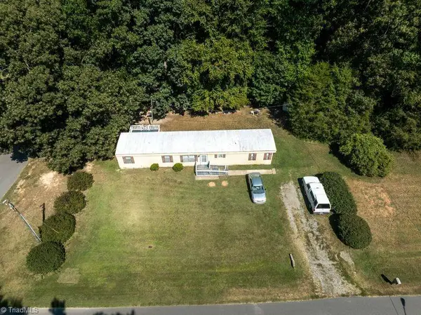 3525 Piedmont Memorial Drive, Winston-Salem, NC 27107