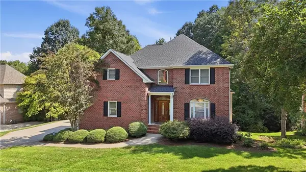 246 Broadmoor Drive, Advance, NC 27006