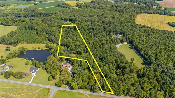 5833 Thacker Dairy Road, Whitsett, NC 27377