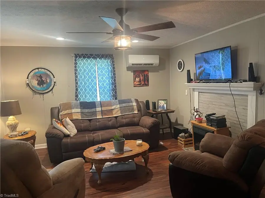 1443 Delaware Avenue, Eden, NC 27288 - #3