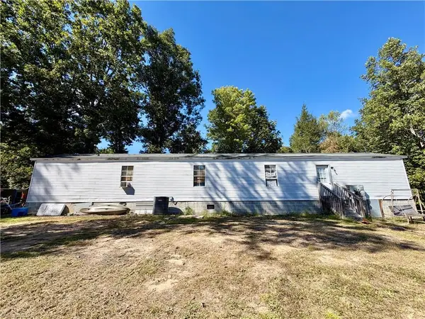 1490 Glenn Carlton Road, Boomer, NC 28606